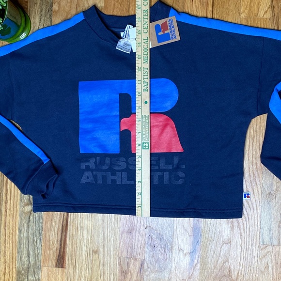 Russell Athletic crop sweatshirt - Picture 5 of 8